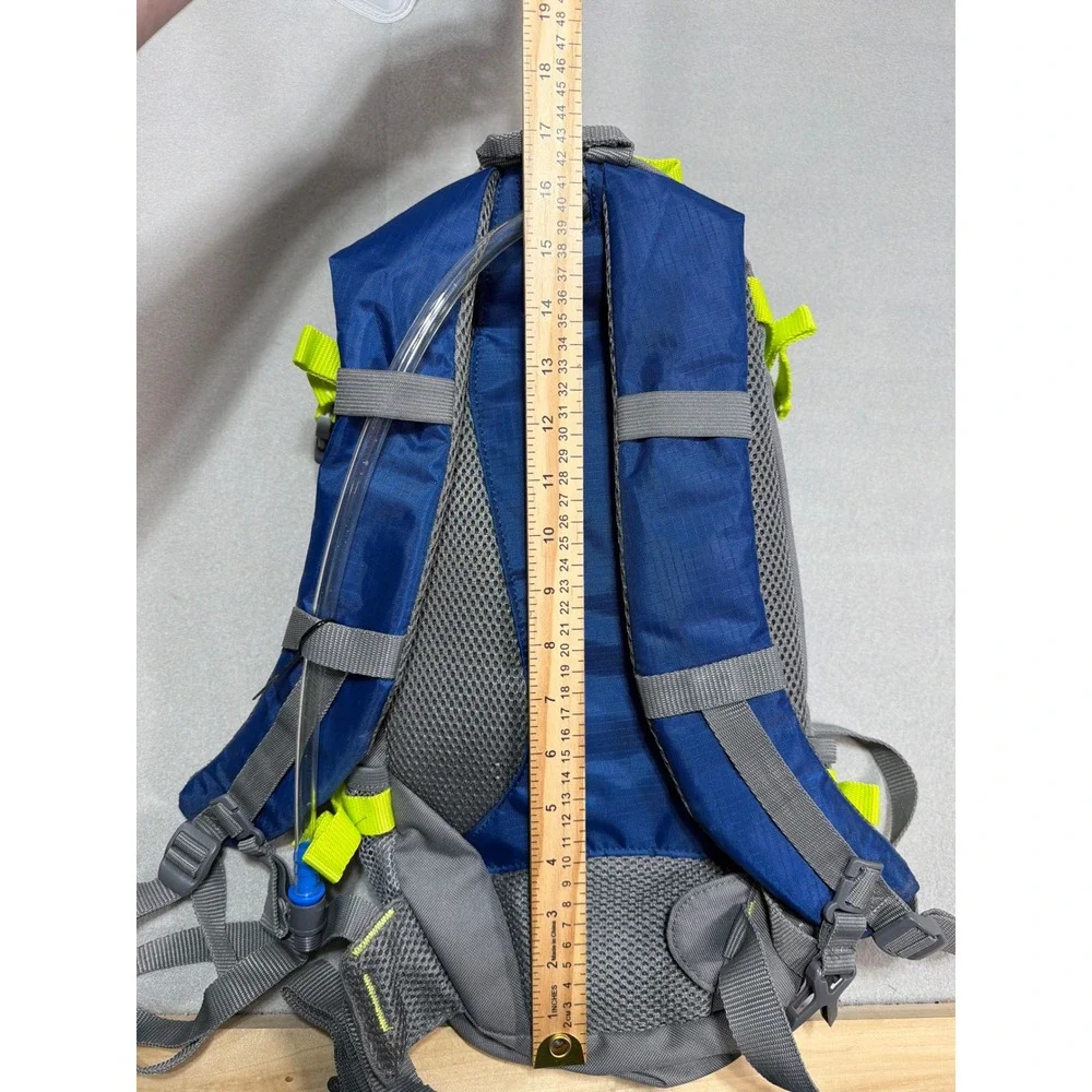 Outdoor Products Hydration Backpack Blue Grey 3L Hiking Trail Pack with Bladder